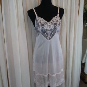 Vivien Pale Pink Full Slip